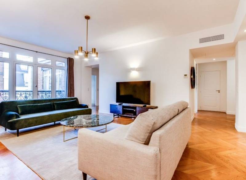 Menuiseries en Aluminium blanc à Paris