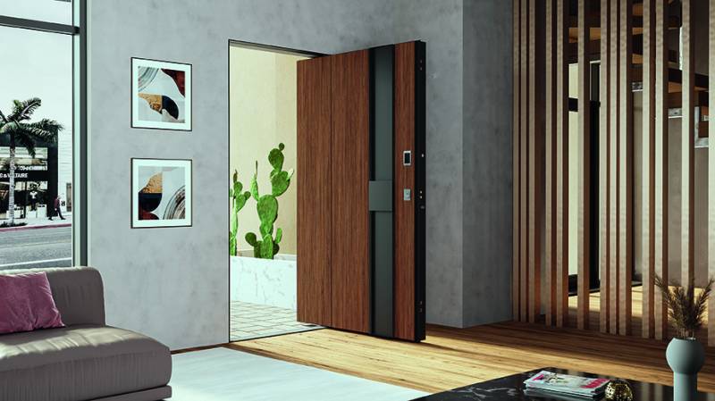 Pose de porte d’entrée Dibi par L'Ouverture Française.