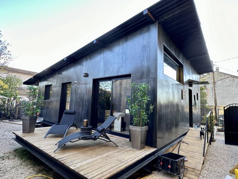 Fenêtre en aluminium noire proche de l’Isle sur la Sorgues!