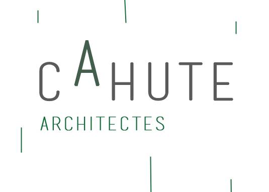 Cahute Architectes se distingue par son talent artistique et sa capacité à concevoir des projets exubérants adaptés aux caractéristiques uniques de chaque terrain.