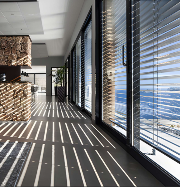 Brises-Soleils Orientables sur Mesure à Sainte-Maxime