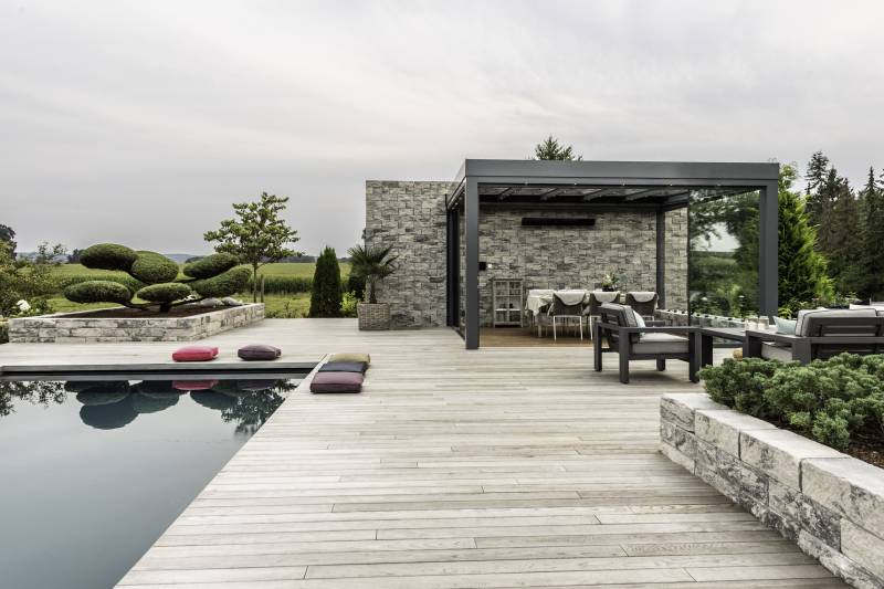 Conception d'une véranda en aluminium Solarlux par L’ouverture Française.