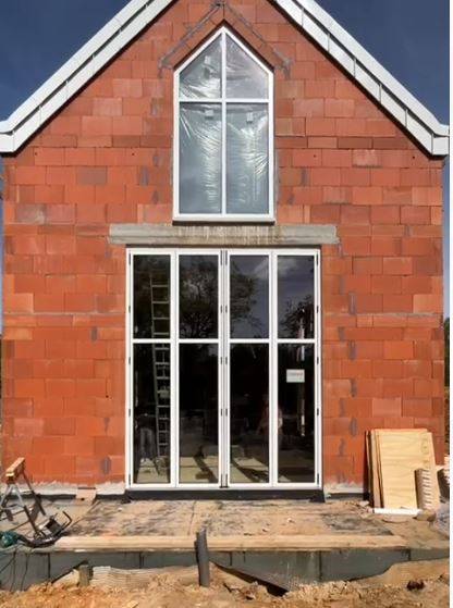 Baie accordéon blanche sur mesure solarlux à Jouy-en-Josas