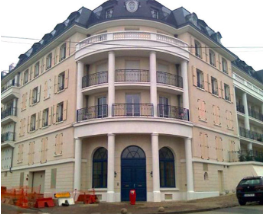 Rénovation de volets battants en bois France Volet par L'Ouverture Française.